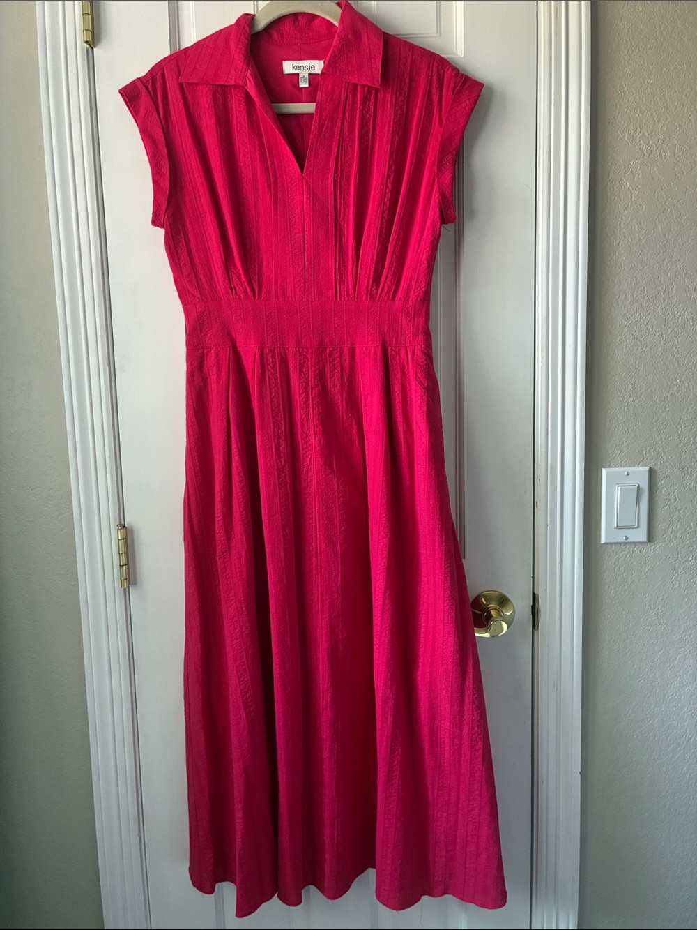 Kensie Vibrant Hot Pink Cap-Sleeve Midi Dress